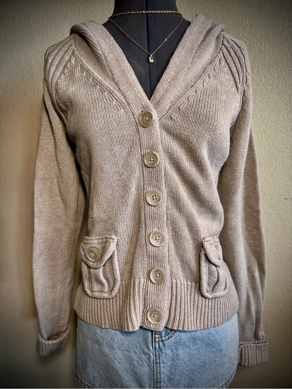 Vintage Y2K Old Navy Beige Thick Knit Button Jacket Sweater L S